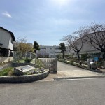 ■連光寺小学校　徒歩15分